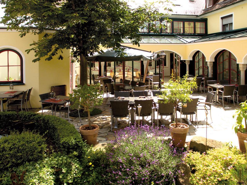 Landgasthof Hotel Scheubel Gremsdorf Exterior foto