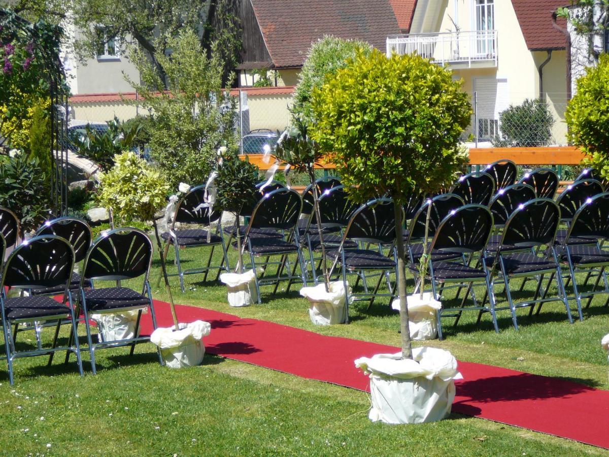 Landgasthof Hotel Scheubel Gremsdorf Exterior foto